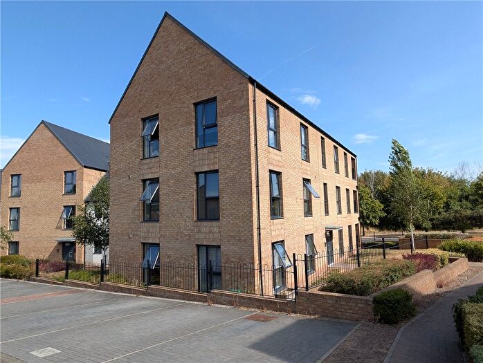 2 Bedroom Flat For Sale In Parkside Crescent, Ketley, Telford, Shropshire, TF1