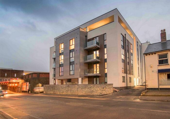 2 Bedroom Flat To Rent In Kingston Road, Taunton TA2