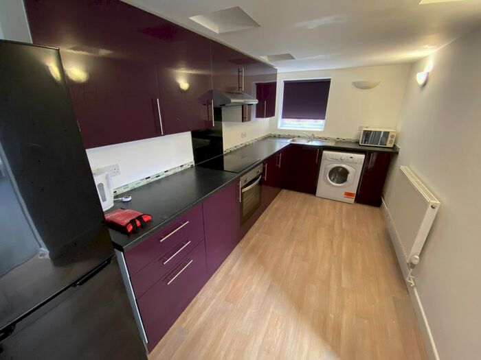 3 Bedroom Flat To Rent In Martyrs Field Road, Canterbury, CT1