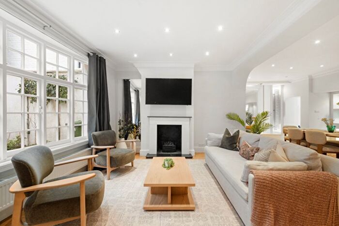 3 Bedroom Terraced House To Rent In Childs Walk, Earls Court, SW5