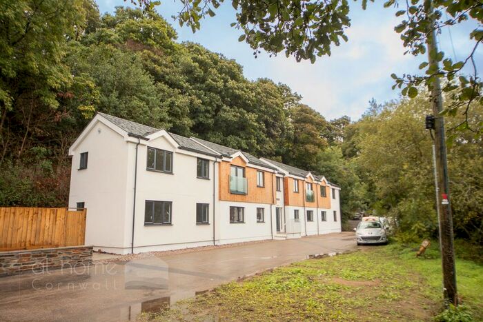 2 Bedroom Flat For Sale In Mill Lane, Grampound, Truro, TR2