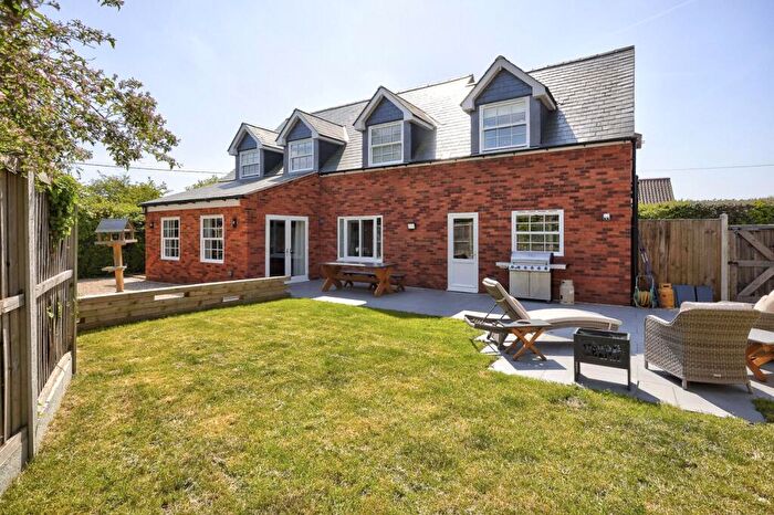 4 Bedroom Detached House For Sale In Tilkey Road, Coggeshall, Colchester, Essex, CO6