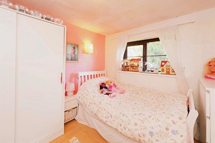 2 Bedroom Semi-Detached House For Sale In Oaktree Crescent, Bradley Stoke, Bristol, BS32