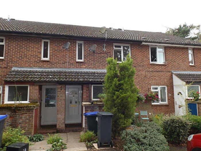 1 Bedroom Maisonette To Rent In Avon Drive, SP5