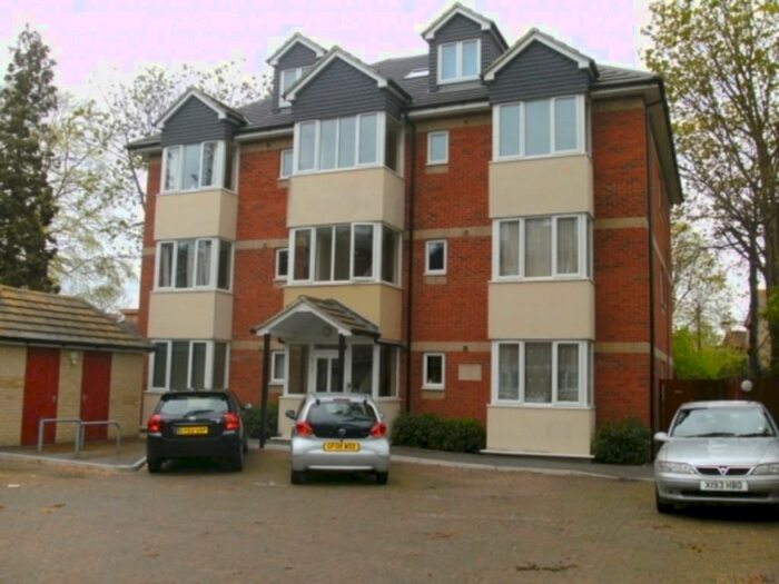 2 Bedroom Penthouse To Rent In Regents Park Road, Southampton, SO15