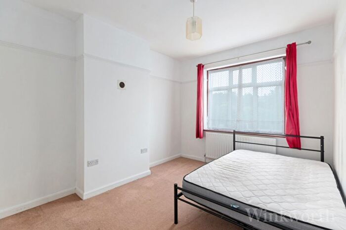 4 Bedroom Terraced House To Rent In Millmark Grove, London, SE14