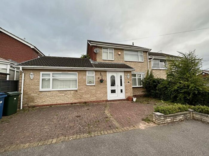 3 Bedroom House To Rent In Brocklehurst Avenue, Barnsley, S70