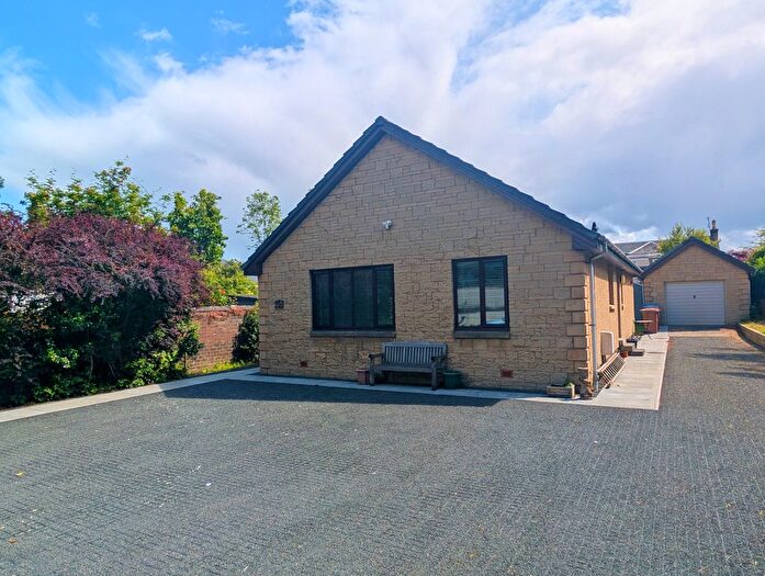 3 Bedroom Property To Rent In James Street, Falkirk, FK2