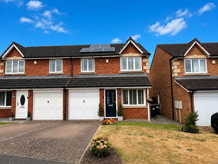 3 Bedroom Semi-Detached House For Sale In Penryn Close, Darlington, DL3