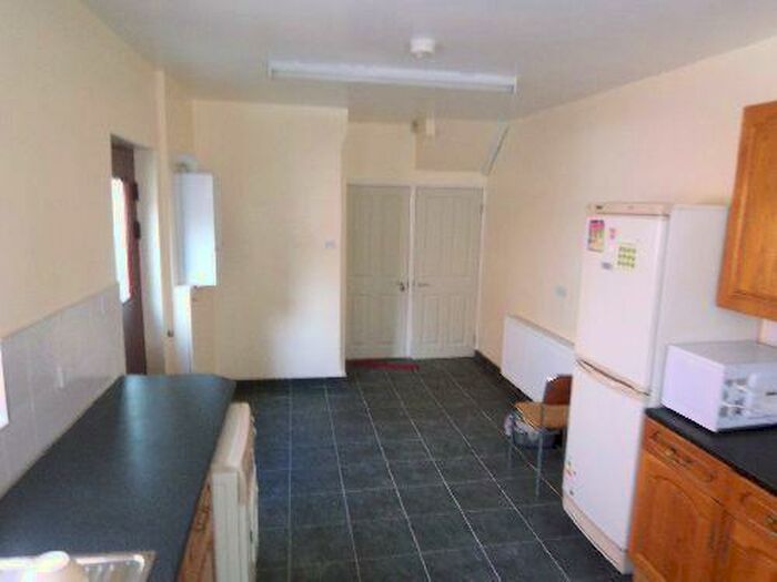 5 Bedroom Terraced House To Rent In **&#pppw** Harrington Drive, Lenton, NG7