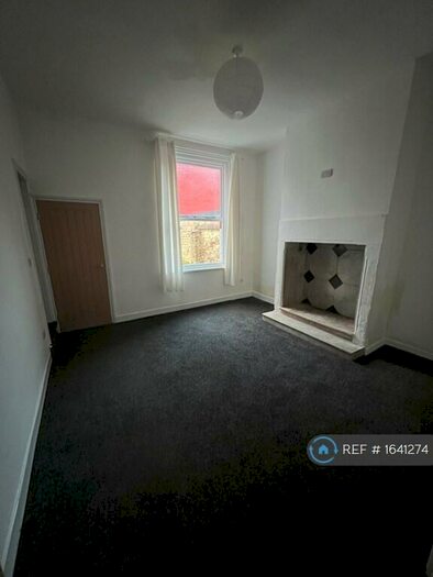 3 Bedroom End Of Terrace House To Rent In Eldon Street, Ashton-On-Ribble, Preston, PR2