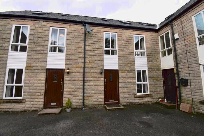 3 Bedroom Town House To Rent In Buxton Road, Chinley, High Peak, SK23