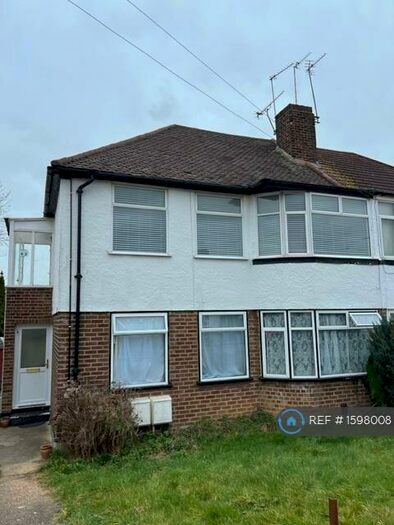 2 Bedroom Maisonette To Rent In Barnesdale Crescent, Orpington, BR5