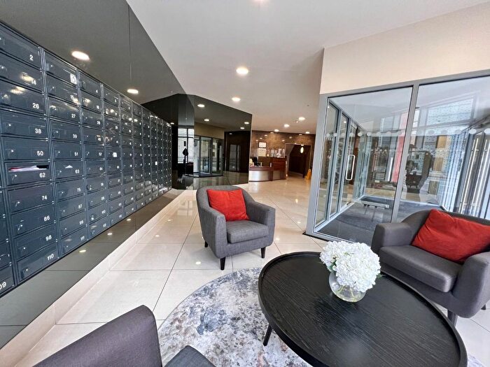 Studio To Rent In Bute Terrace, Cardiff, CF10