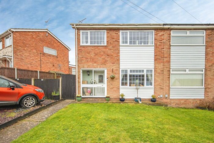 3 Bedroom Semi Detached House For Sale In Briardale Avenue, Harwich, CO12