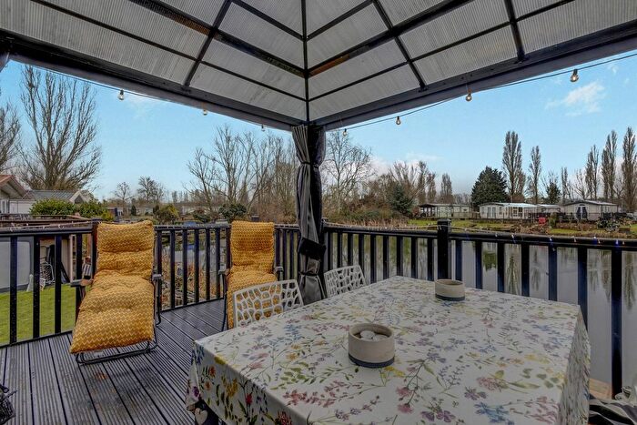 2 Bedroom Property For Sale In Woodpecker Drive, Billing Aquadrome, Northampton, Northamptonshire, NN3