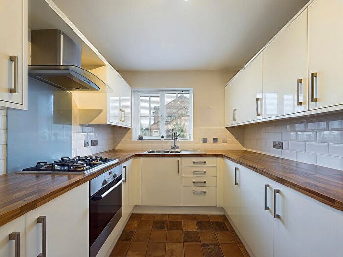 4 Bedroom Town House To Rent In Williams Close, Chester, CH2