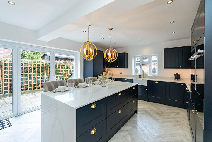 4 Bedroom Detached Bungalow For Sale In Woodside Road, Beare Green, Dorking, RH5