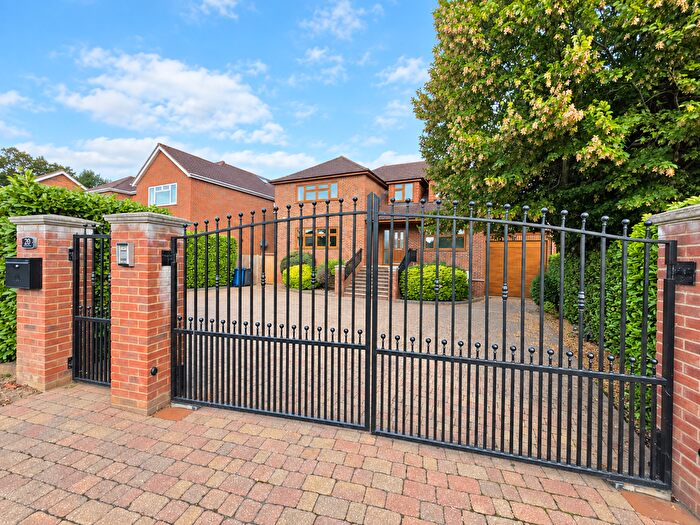 6 Bedroom Detached House For Sale In Ouseley Road, Staines-Upon-Thames, TW19
