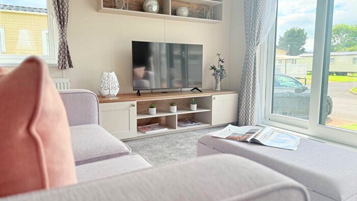 2 Bedroom Park Home For Sale In Amble Links Holiday Park – Northumberland, NE65