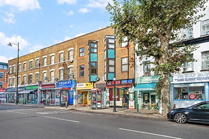 1 Bedroom Apartment For Sale In High Street, Hornsey, N8