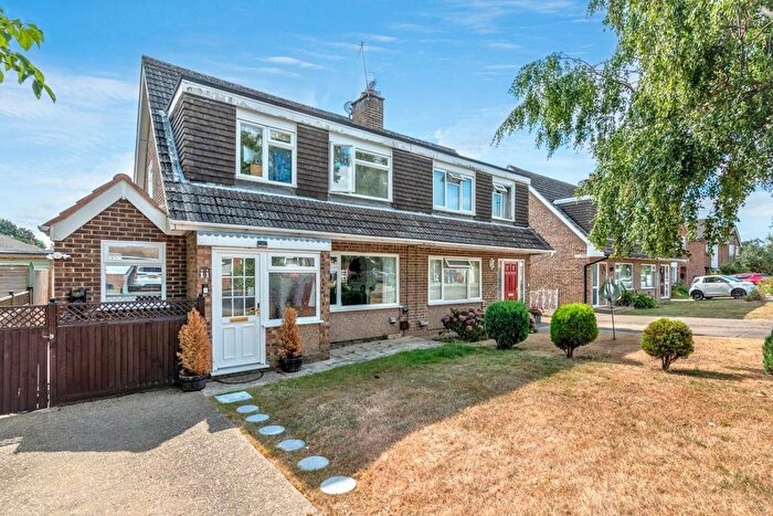 3 Bedroom Semi-Detached House For Sale In Ringwood Close, Canterbury, CT2