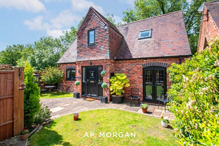 2 Bedroom Detached House For Sale In Arrowdale, Beoley Lane, Redditch, Worcestershire, B98