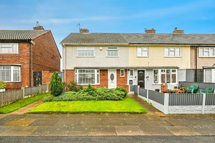 3 Bedroom End Of Terrace House For Sale In Sevenacre Road, Thornton, Crosby, Merseyside, L23