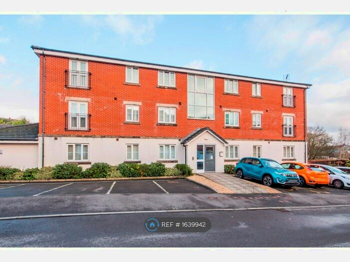 2 Bedroom Flat To Rent In Flavius Close, Caerleon, Newport, NP18