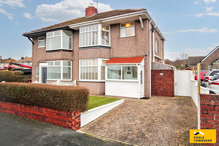 3 Bedroom Semi Detached House For Sale In Schneider Road, Barrow-in-furness, LA14