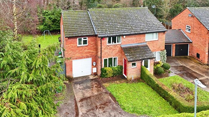 3 Bedroom Semi Detached House For Sale In Forest Close, Telford, Shropshire, TF5