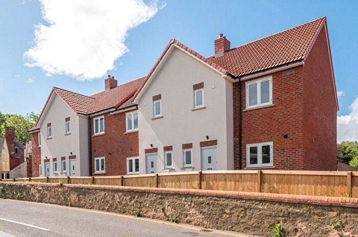 3 Bedroom End Terrace House For Sale In Station Road, Castle Cary, Somerset, BA7