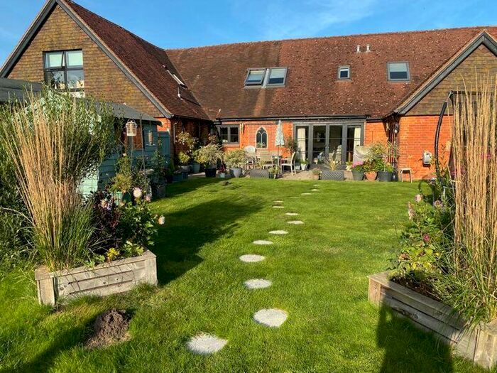 3 Bedroom Barn Conversion To Rent In Greatham, Nr Selborne, Liss / Petersfield, Hampshire, GU33