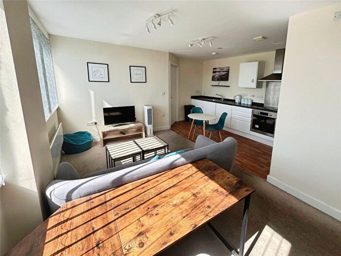 2 Bedroom Flat To Rent In Gower Street, Derby, Derbyshire, DE1