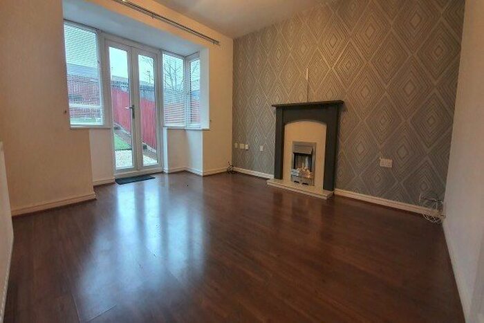 3 Bedroom Property To Rent In Dunsil Row, Mansfield, NG21