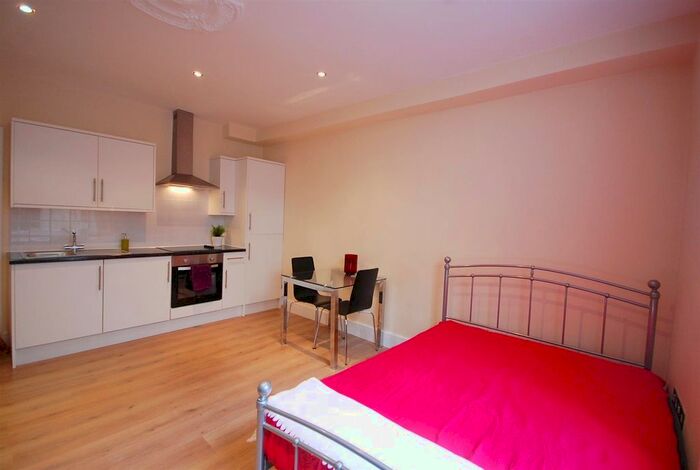 Studio To Rent In Belgrave Road, Pimlico, SW1V