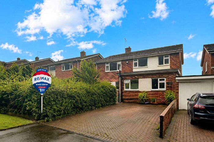 4 Bedroom Detached House For Sale In Mile End Road, Newton Abbot, TQ12