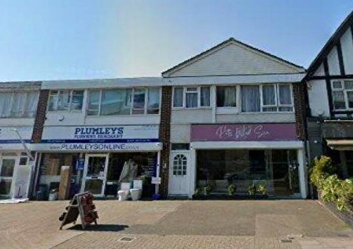 1 Bedroom Flat To Rent In Queensway, Petts Wood, Orpington, Kent, BR5