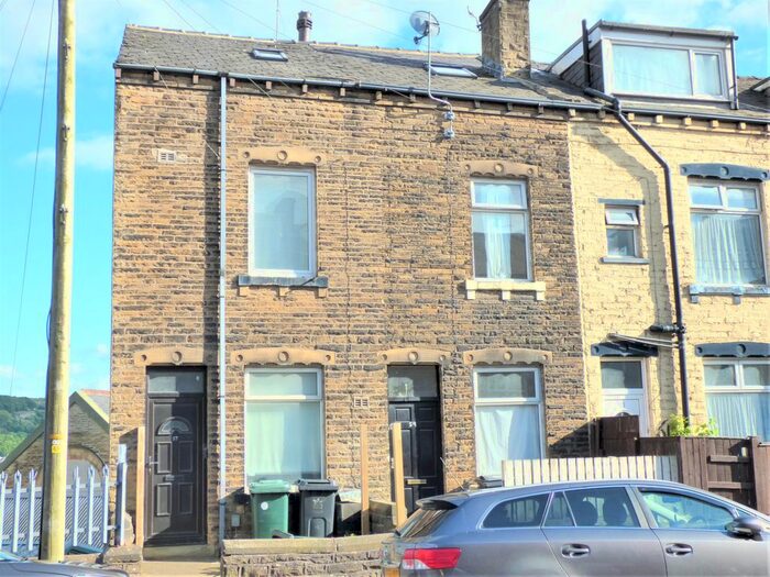 3 Bedroom Terraced House To Rent In Devonshire Street West, Keighley, BD21