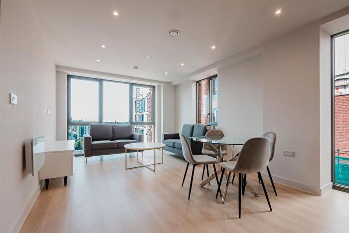 2 Bedroom Apartment To Rent In Dutton Street, Manchester, M3