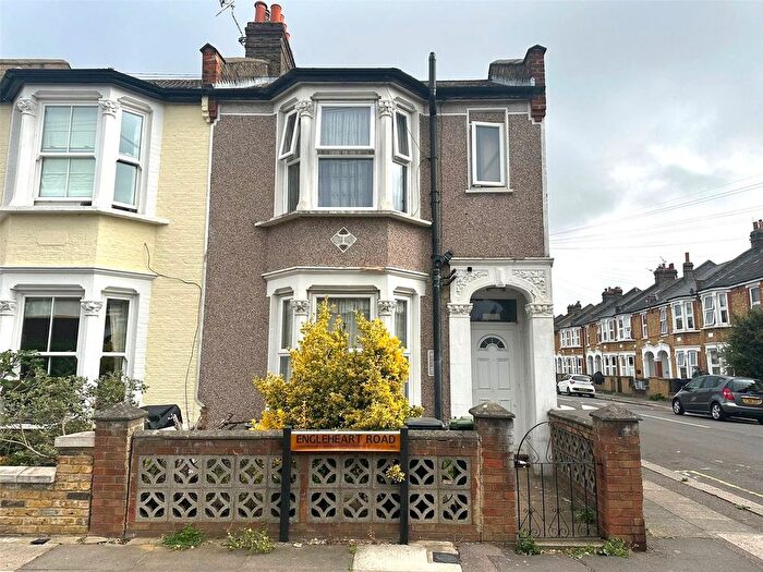 3 Bedroom End Terrace House For Sale In Engleheart Road, London, SE6