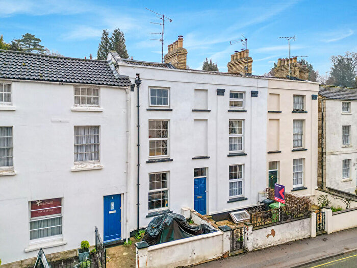 4 Bedroom Town House For Sale In London Road, Stroud, GL5