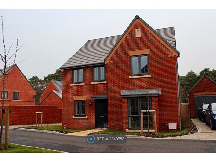 4 Bedroom Detached House To Rent In Oxney Way, Bordon, GU35