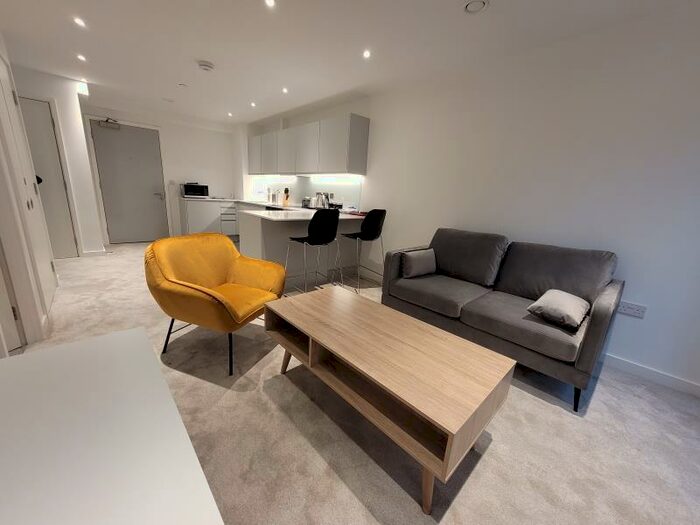 1 Bedroom Apartment To Rent In Local Crescent, Salford, M5
