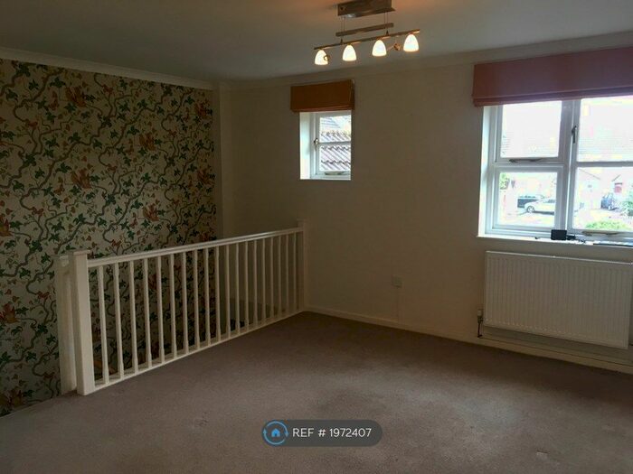 1 Bedroom Flat To Rent In Felsberg Way, Cheddar, BS27