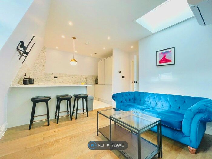 1 Bedroom Flat To Rent In Vauxhall Bridge Road, London, SW1V