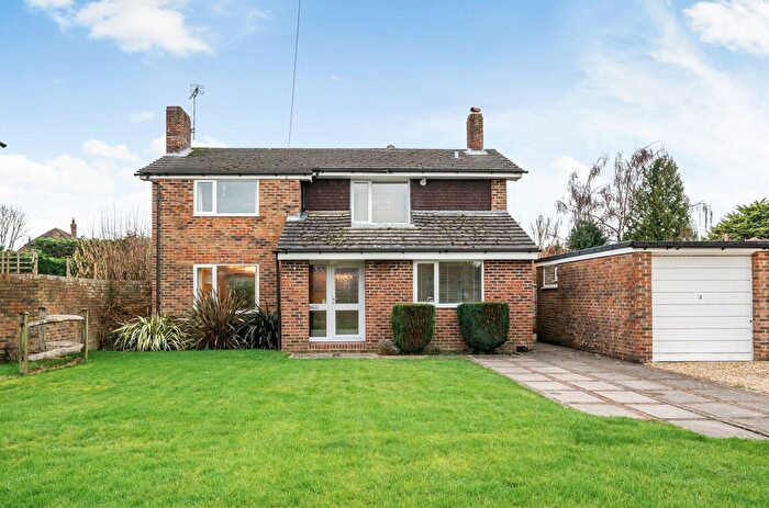 4 Bedroom Detached House For Sale In Broad Road, Hambrook, PO18