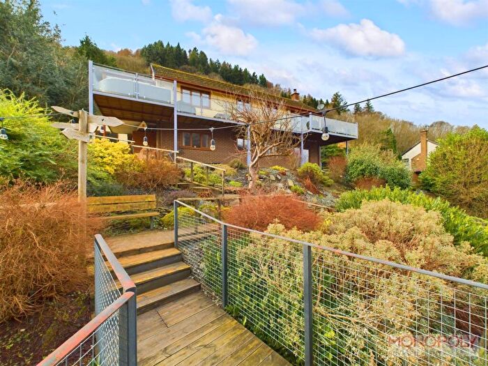 4 Bedroom Detached House For Sale In Glyn Ceiriog, Llangollen, LL20