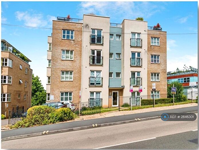 2 Bedroom Flat To Rent In Hollybrook Lodge, Southampton, SO16