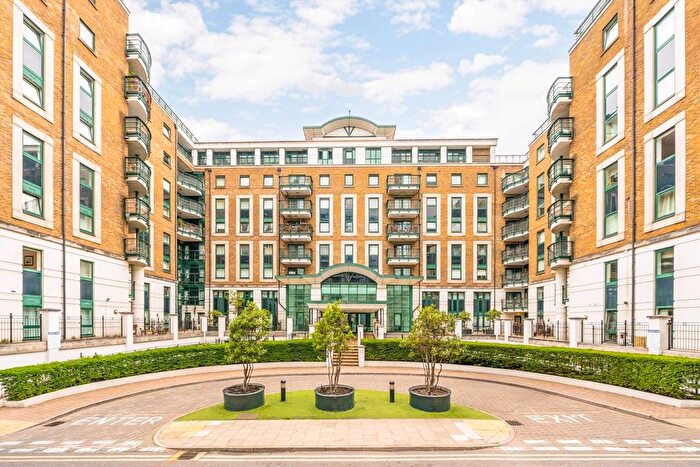 2 Bedroom Flat For Sale In Warren House, Kensington, W14
